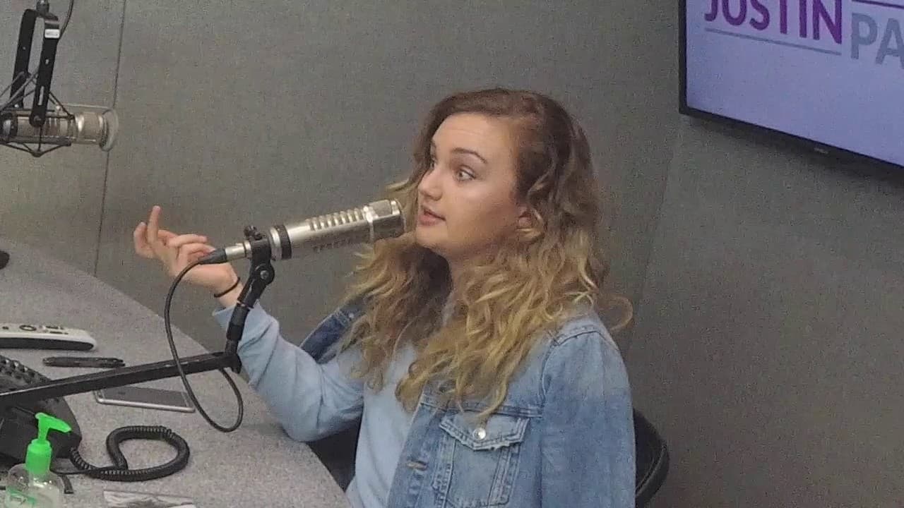 Hollyn Interview – The Stories Behind “One Way Conversations”